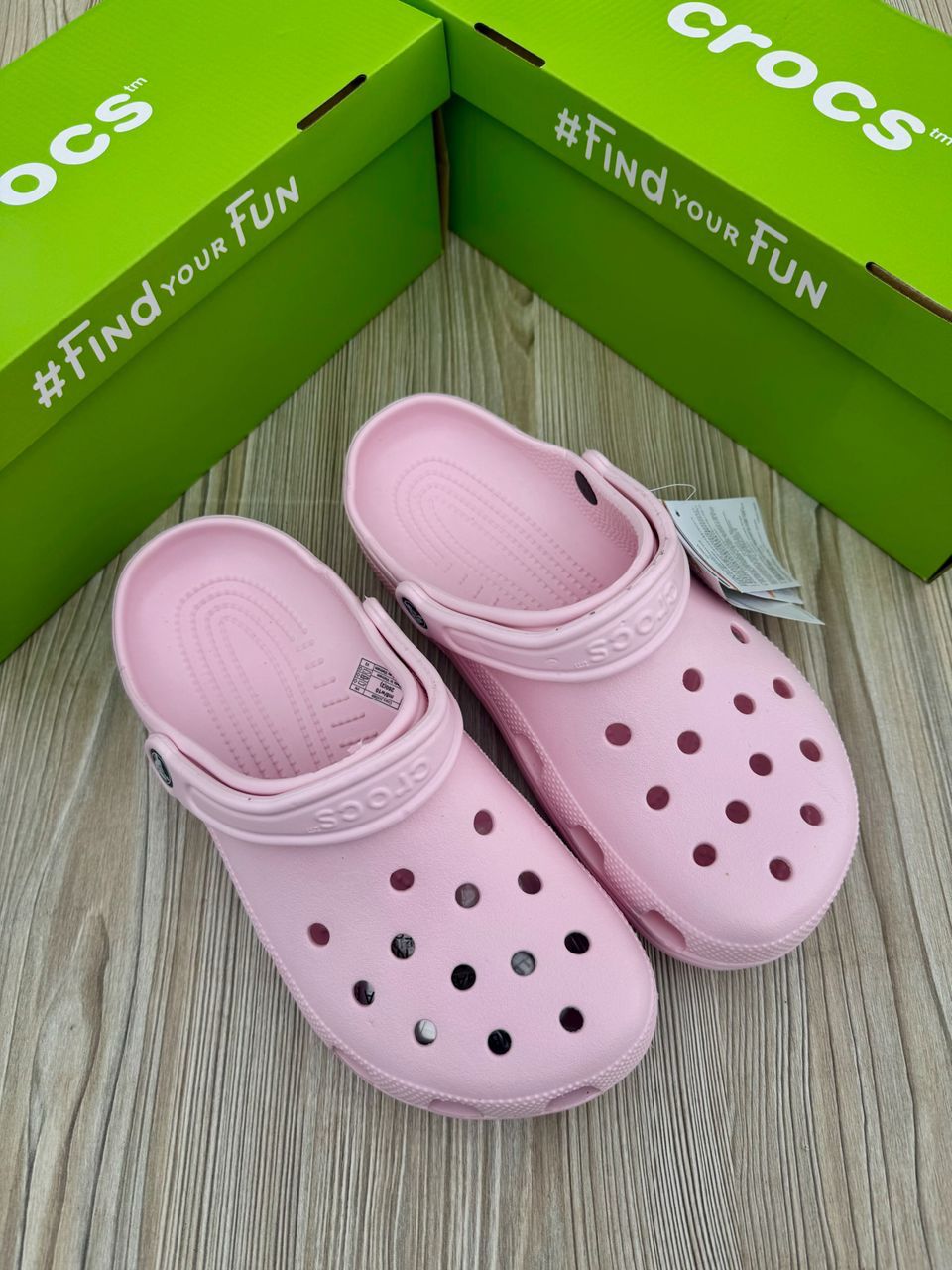 crocs